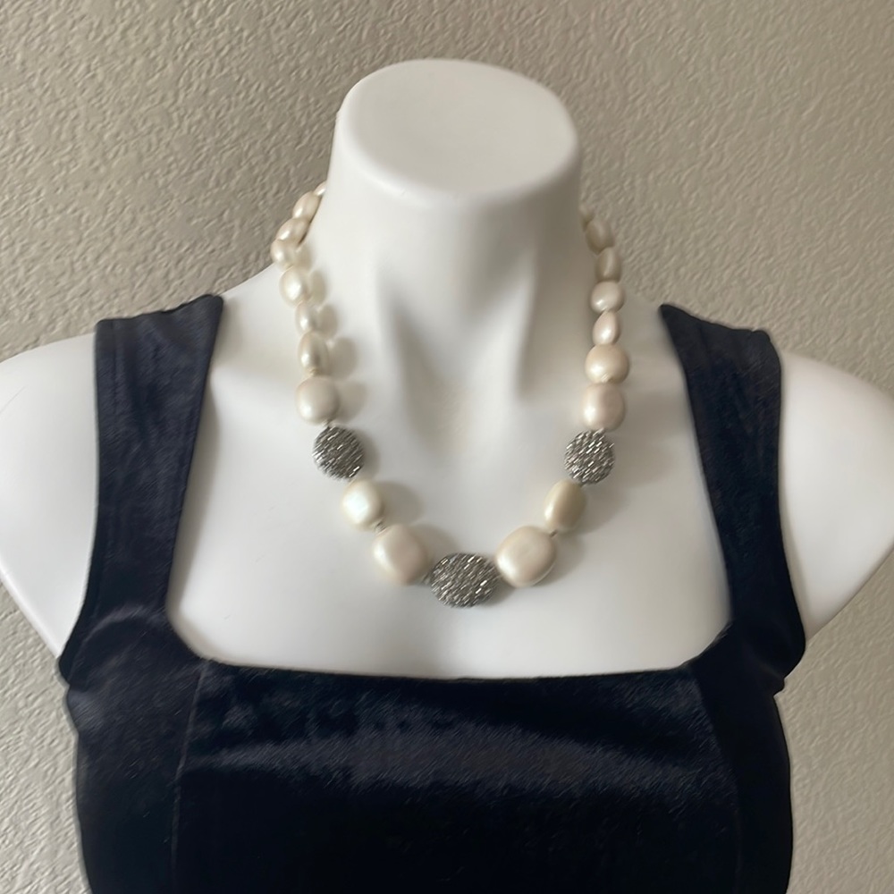 Talbots Baroque Knotted Pearl Necklace with Crystals EUC